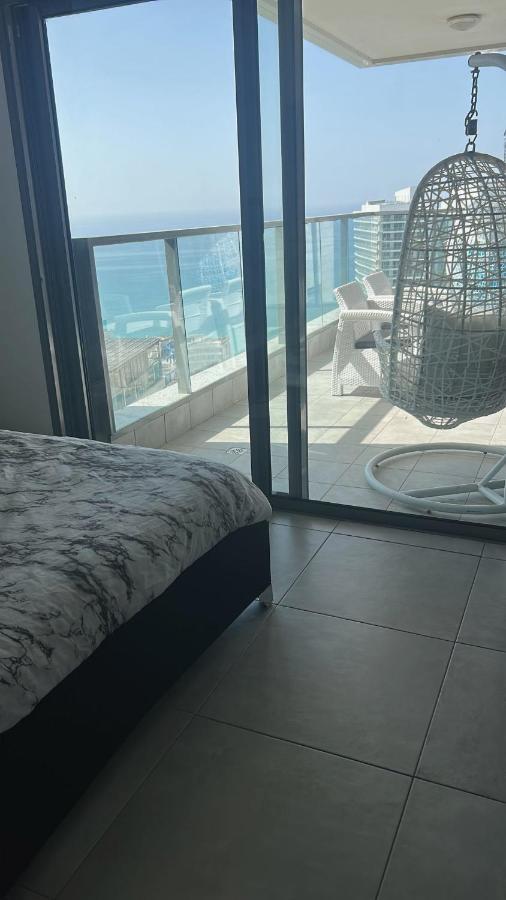 Panorama Apartment " City Garden " Bat Yam Eksteriør billede
